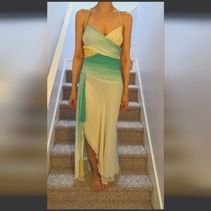 BCBG dress size 8 green and yellow